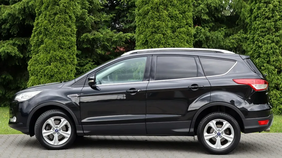 FORD Kuga -