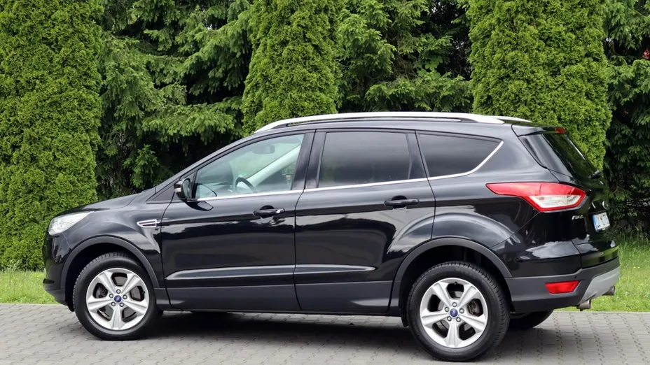 FORD Kuga -