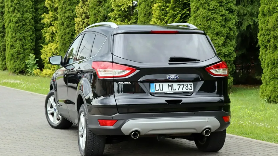 FORD Kuga -