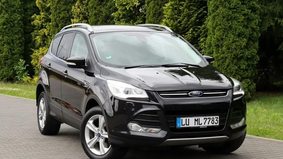 FORD Kuga -