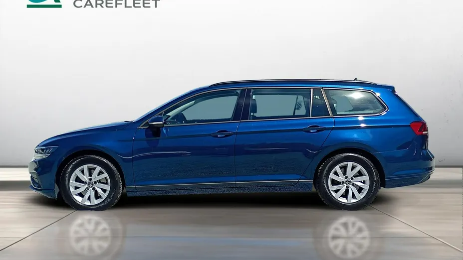 VOLKSWAGEN Passat -
