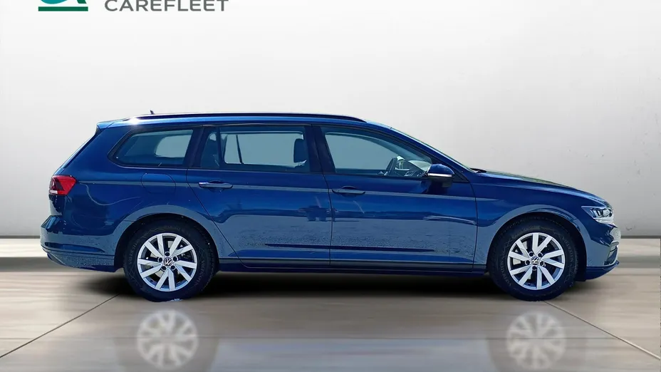 VOLKSWAGEN Passat -