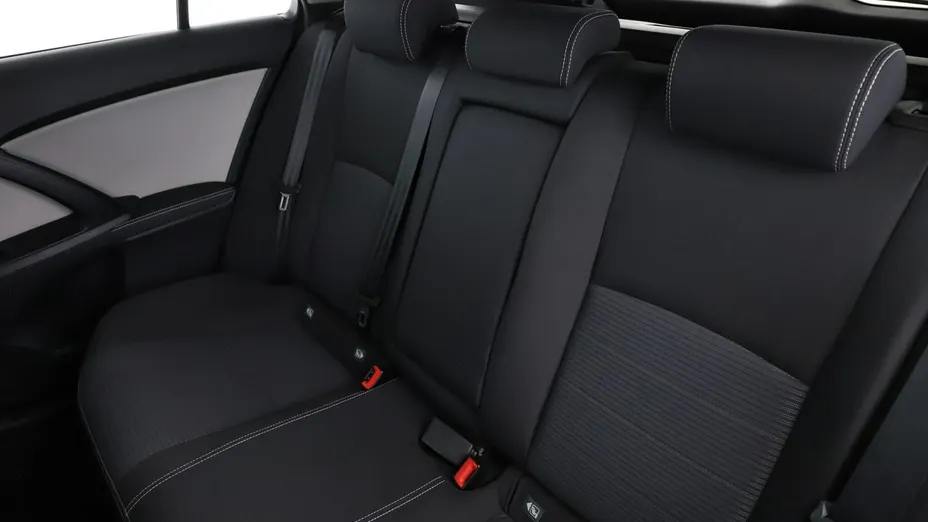 TOYOTA Avensis -