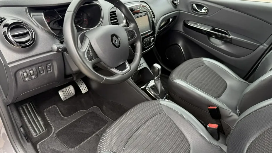 RENAULT Captur -