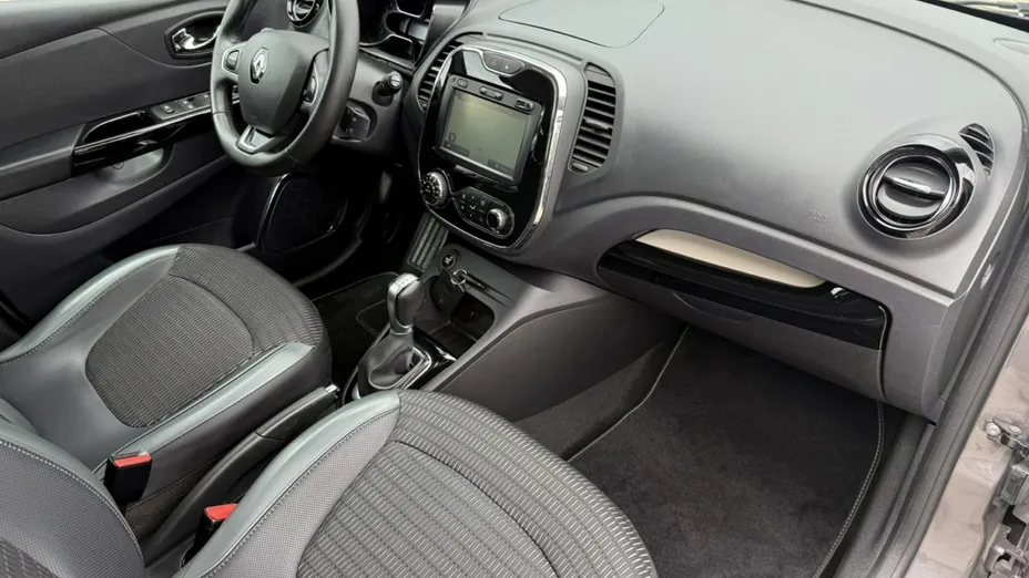 RENAULT Captur -