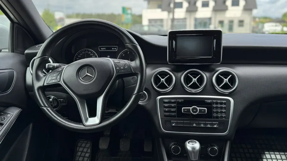 MERCEDES-BENZ A Klasa -