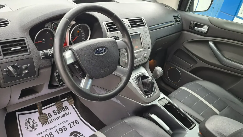 FORD Kuga -