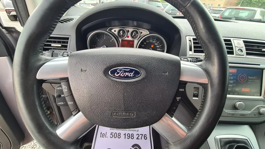 FORD Kuga -