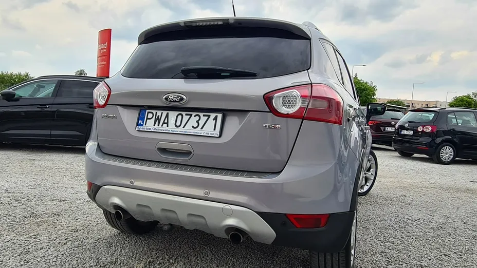 FORD Kuga -