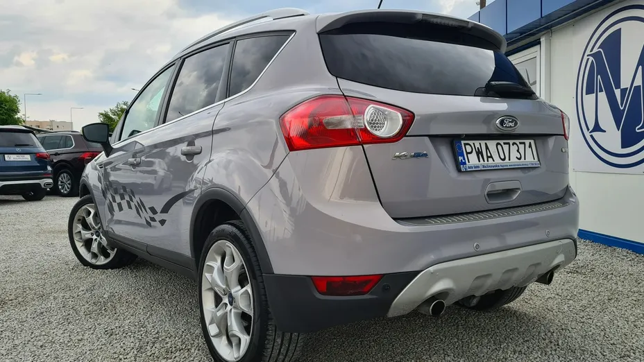 FORD Kuga -