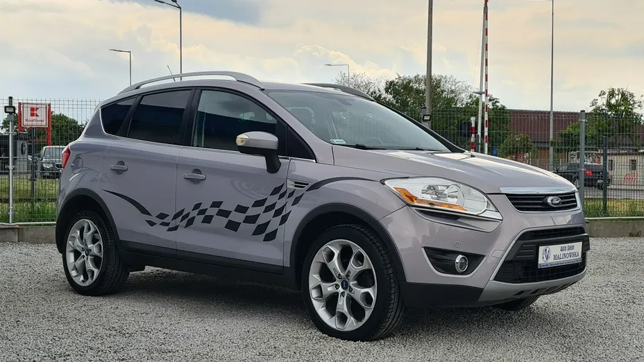 FORD Kuga -