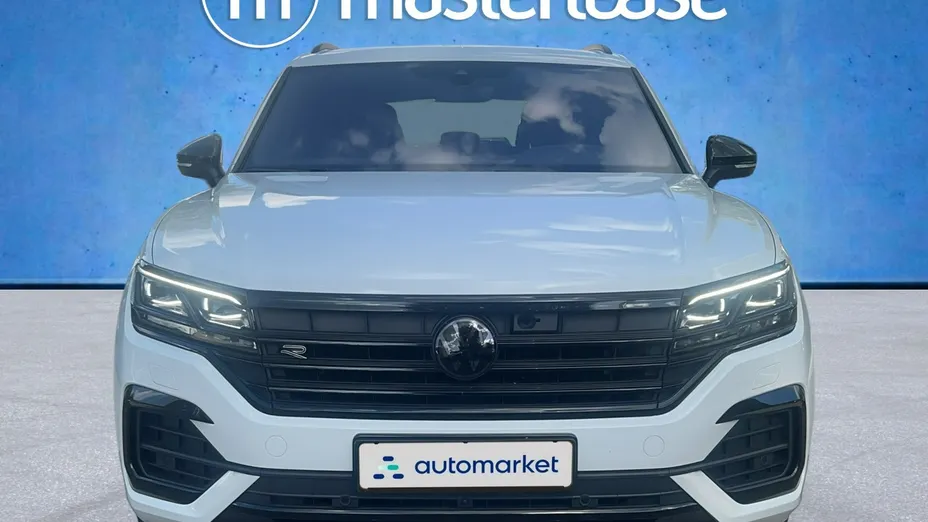 VOLKSWAGEN Touareg -