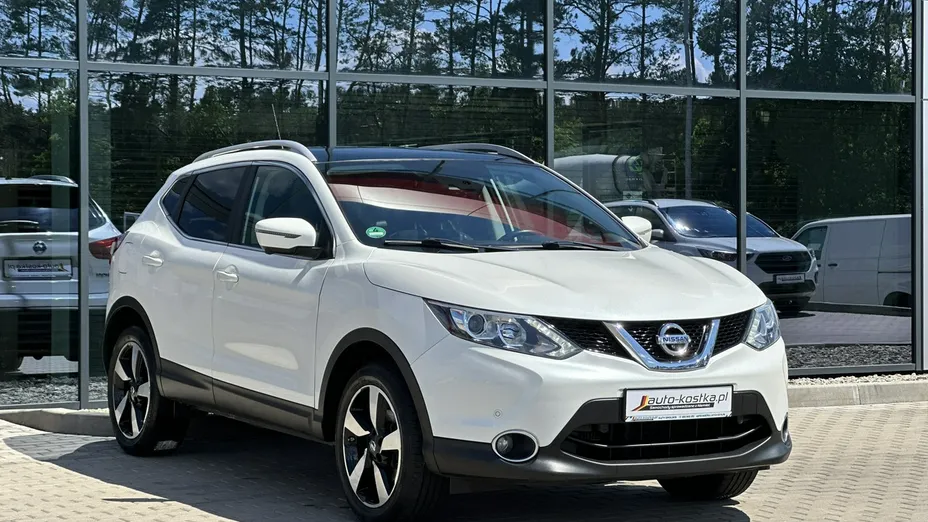 NISSAN Qashqai -