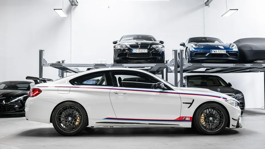 BMW M4 -