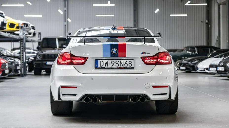 BMW M4 -