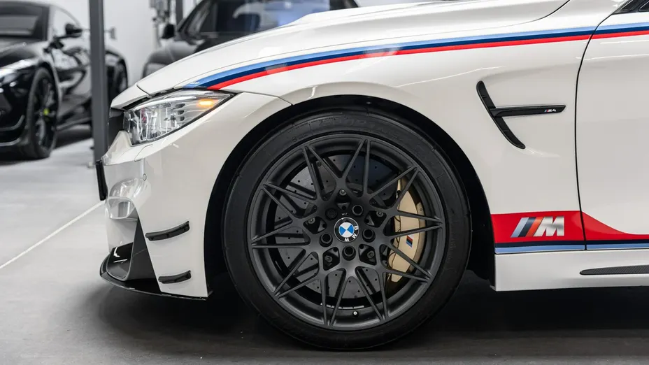 BMW M4 -
