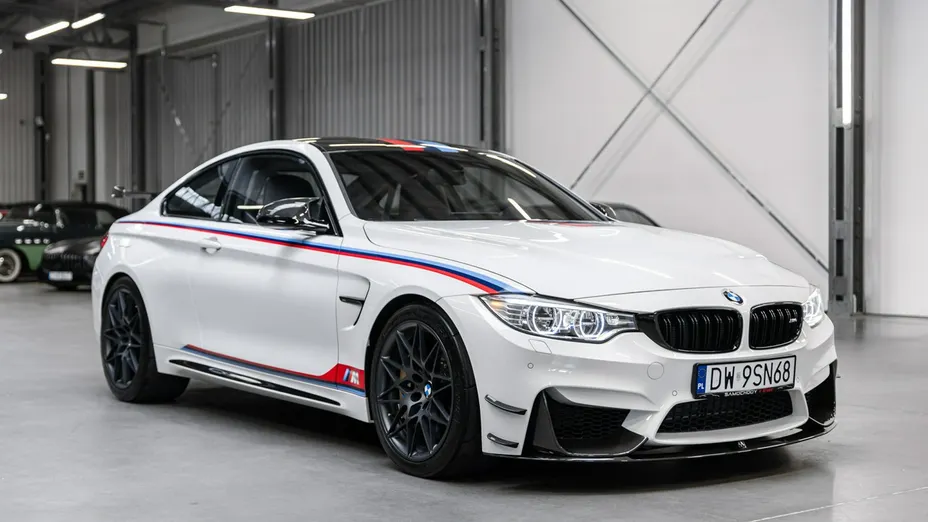 BMW M4 -