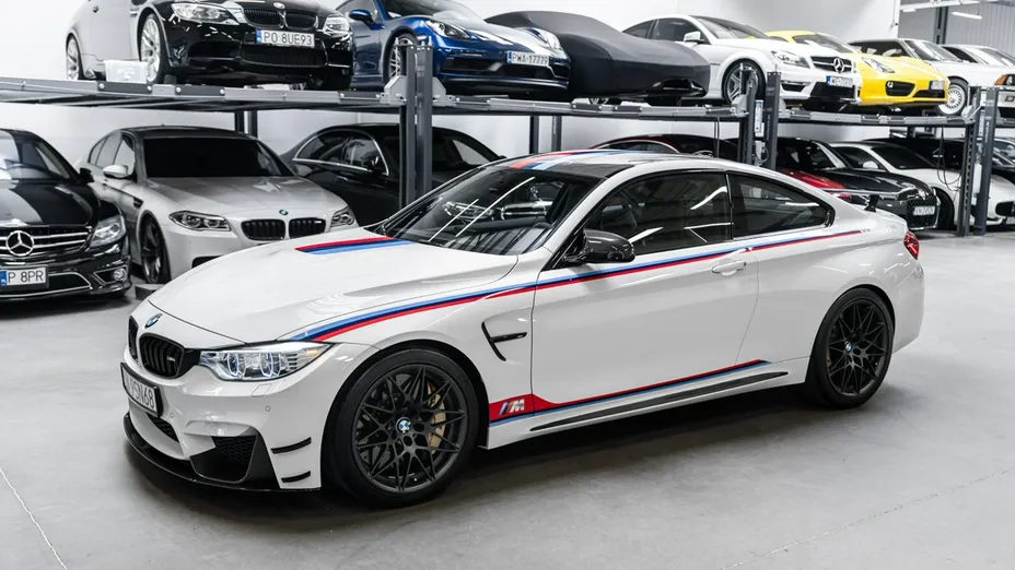 BMW M4 -