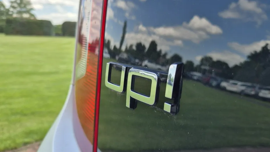 VOLKSWAGEN up! -