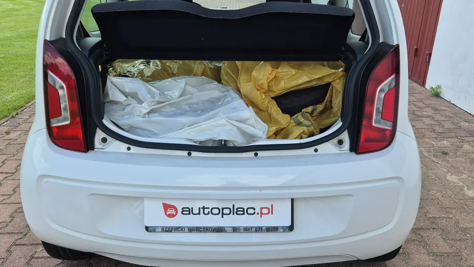 VOLKSWAGEN up! -