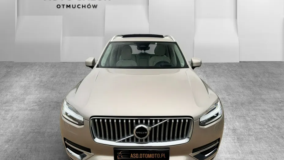 VOLVO XC90 -