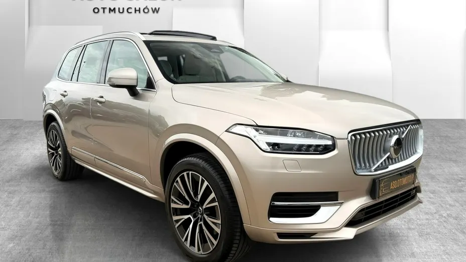 VOLVO XC90 -