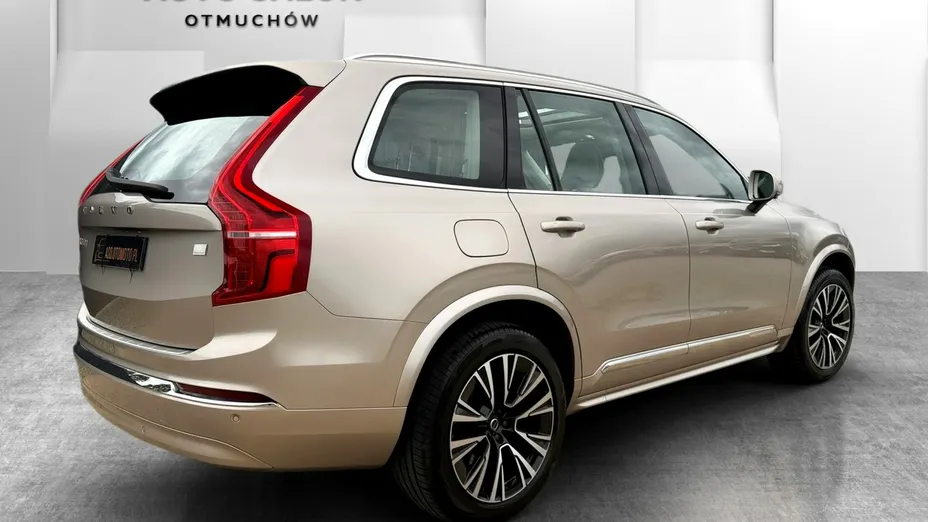 VOLVO XC90 -