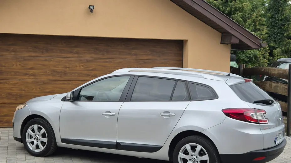 RENAULT Megane -