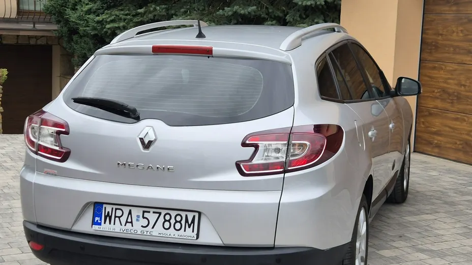RENAULT Megane -