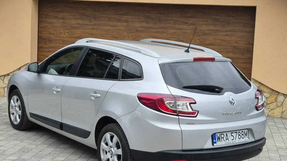 RENAULT Megane -