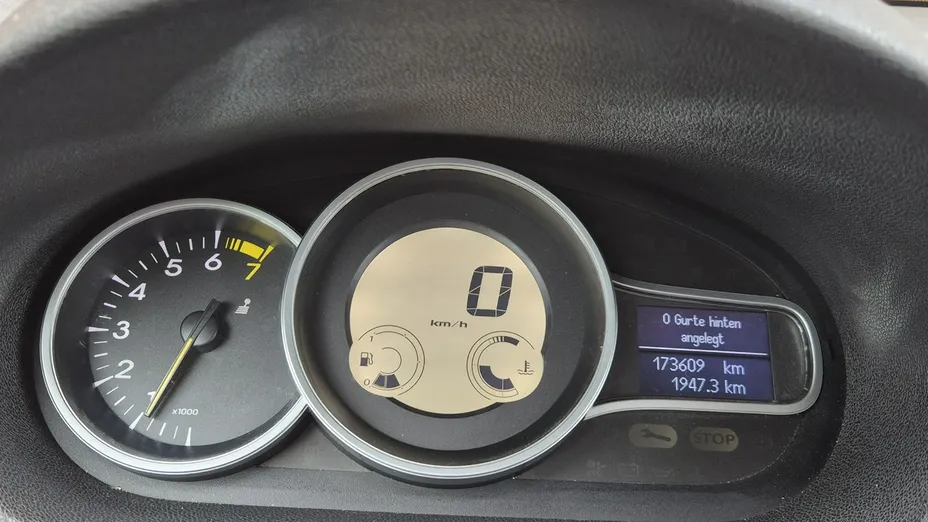 RENAULT Megane -