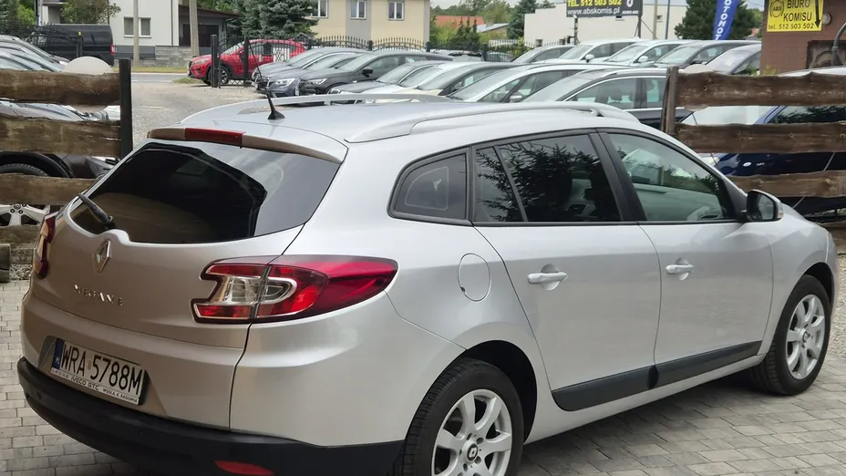 RENAULT Megane -