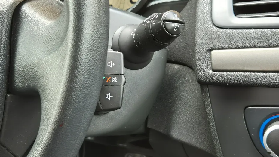 RENAULT Megane -
