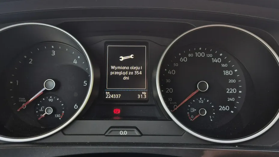 VOLKSWAGEN Tiguan -