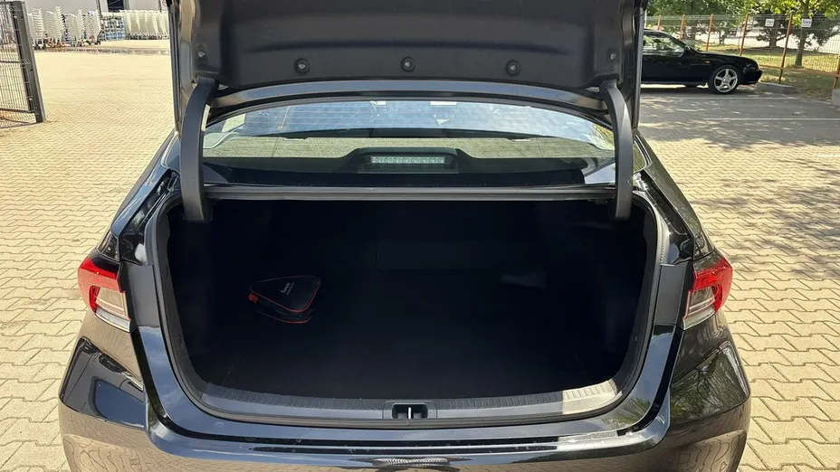 TOYOTA Corolla -