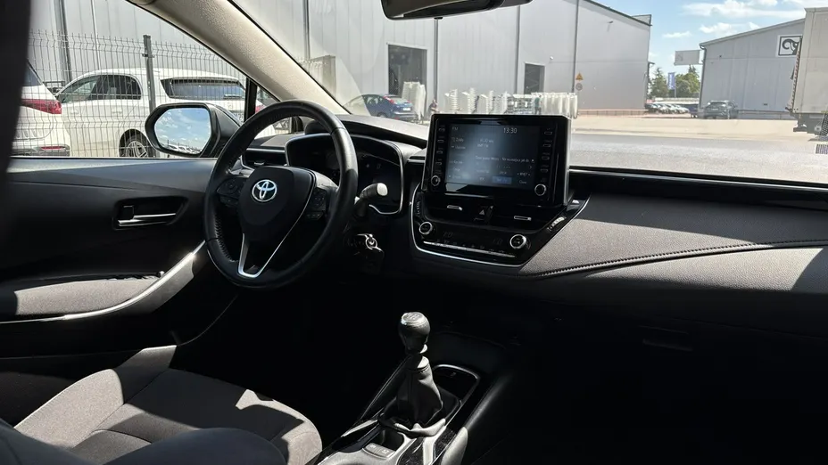 TOYOTA Corolla -