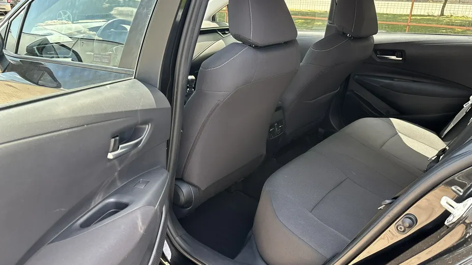 TOYOTA Corolla -