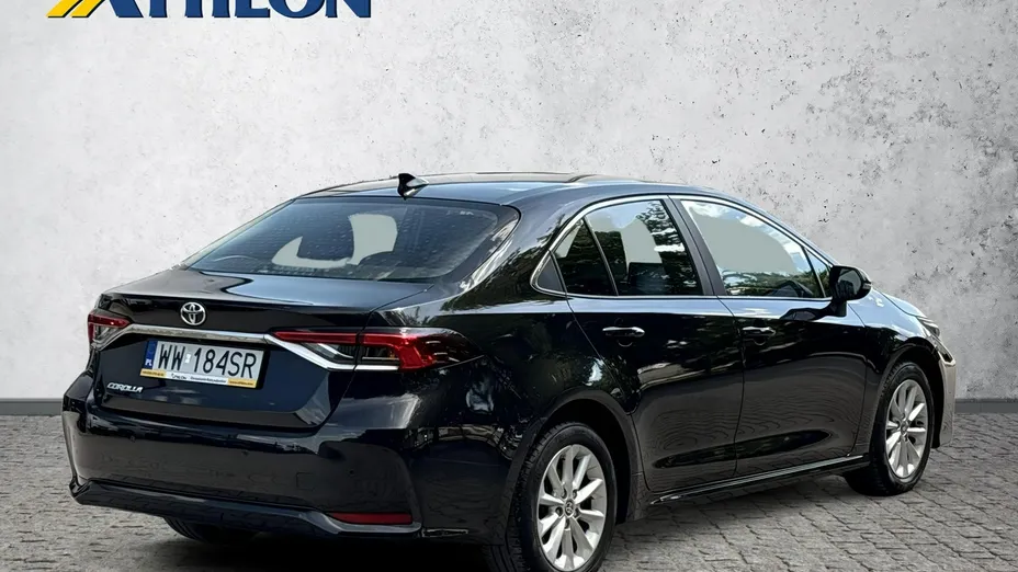 TOYOTA Corolla -