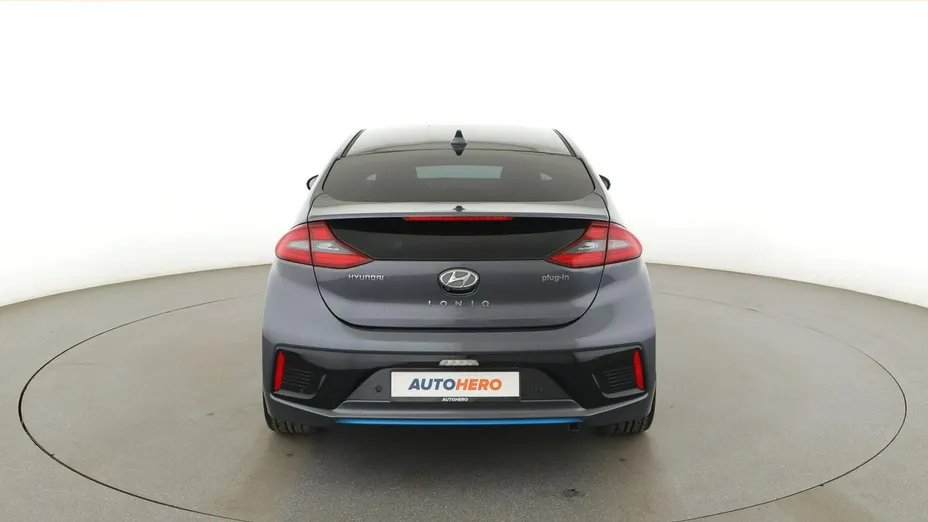 HYUNDAI Ioniq -