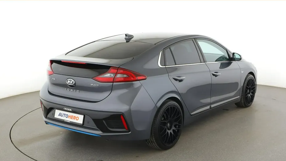 HYUNDAI Ioniq -