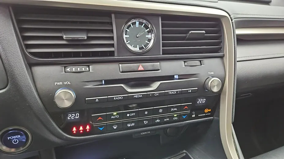 LEXUS RX -