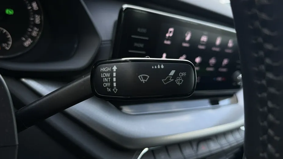 SKODA Octavia -