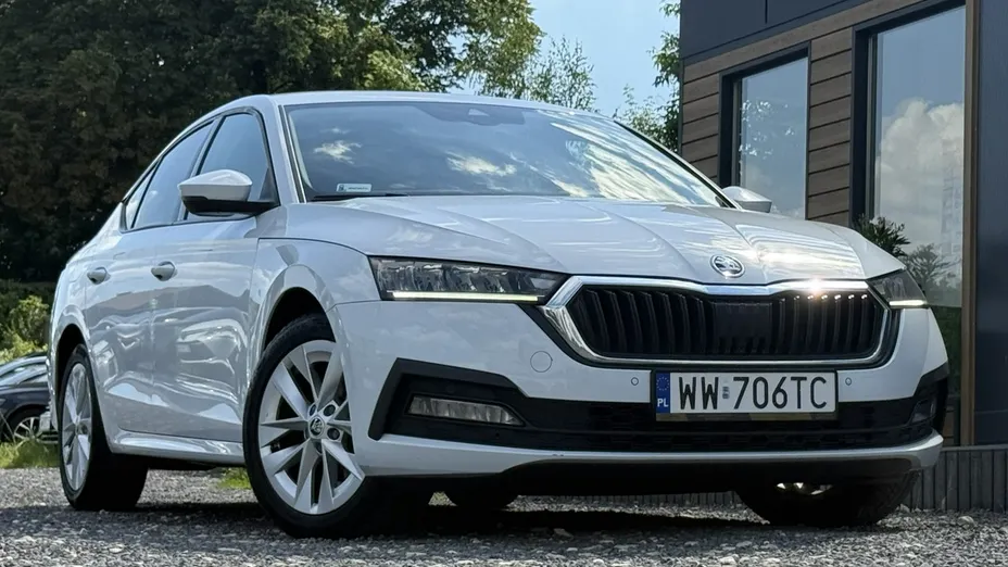 SKODA Octavia -