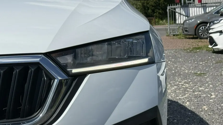 SKODA Octavia -