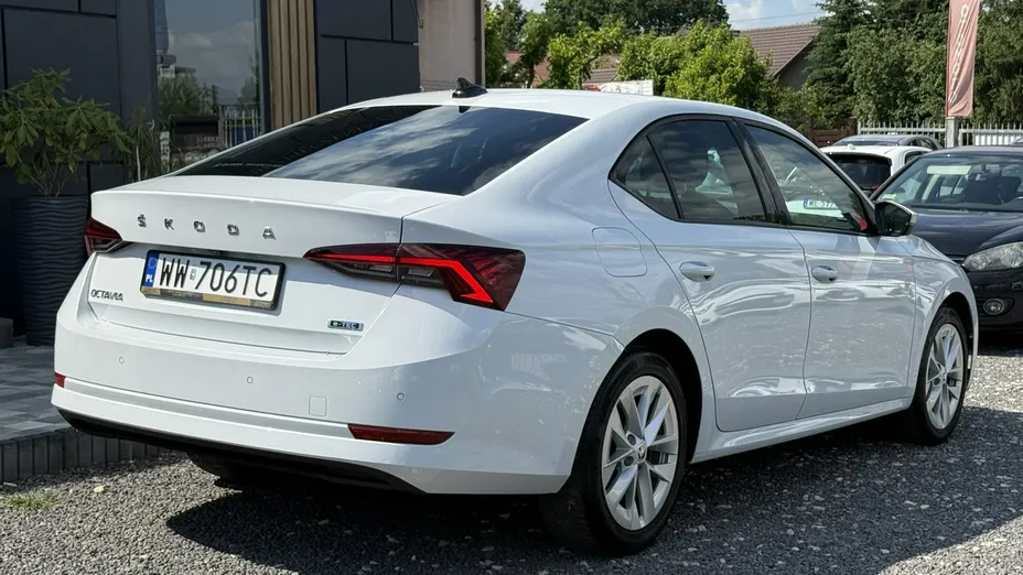 SKODA Octavia -