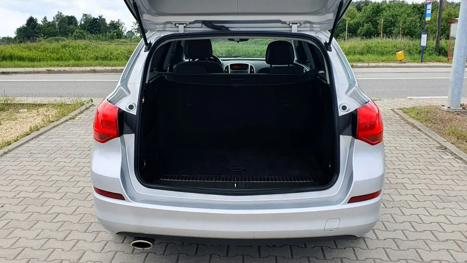 OPEL Astra -