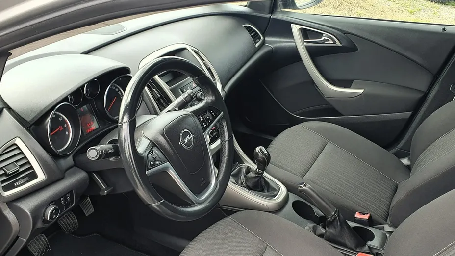 OPEL Astra -