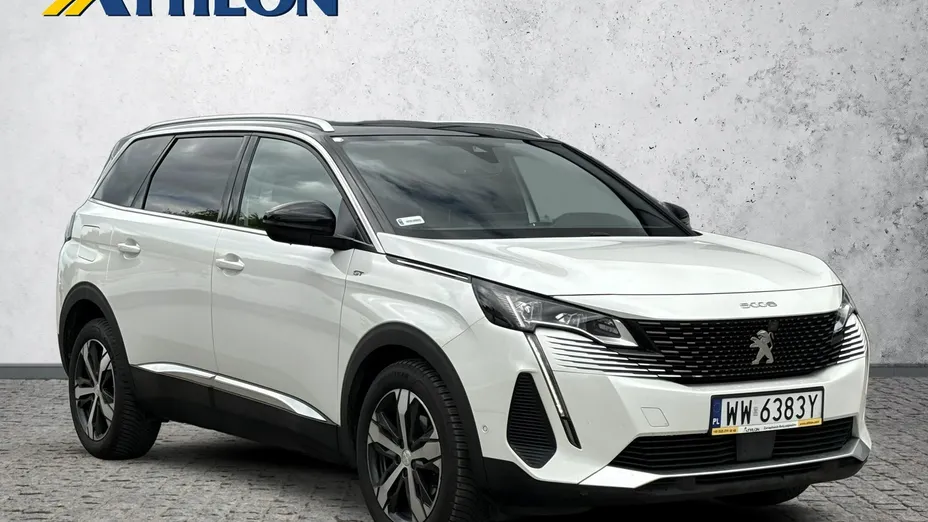 PEUGEOT 5008 -