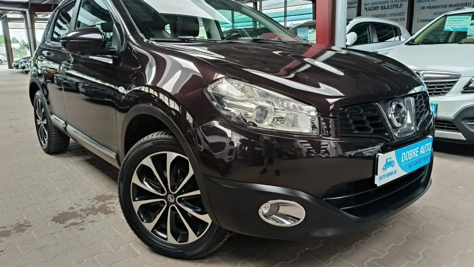 NISSAN Qashqai -