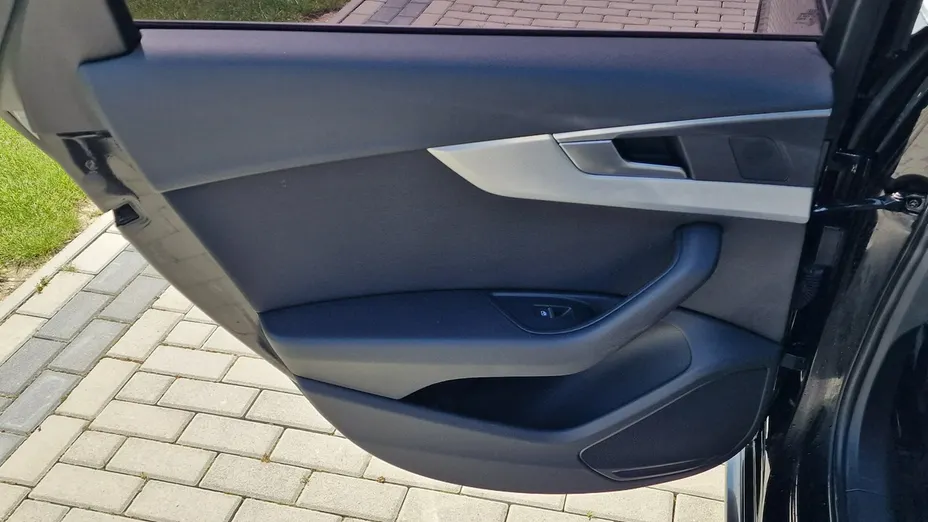 AUDI A4 Avant -